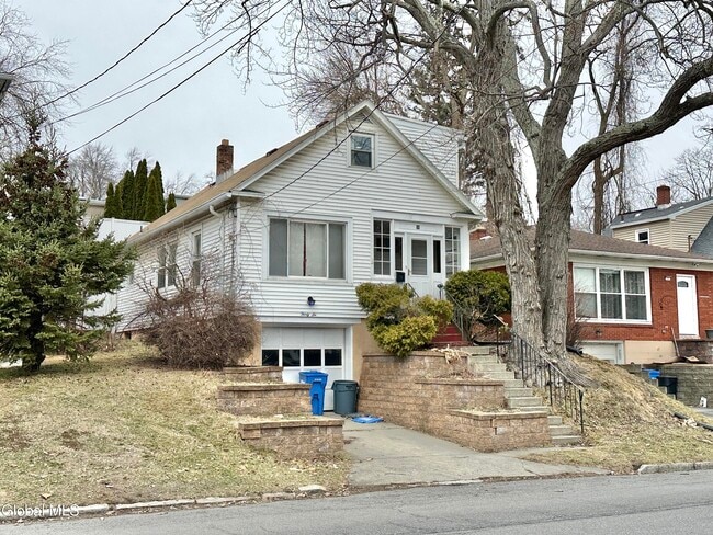 36 Daytona Ave in Albany, NY - Building Photo - Building Photo