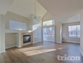 13295 Holly St, Unit A in Thornton, CO - Building Photo - Building Photo