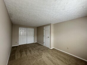 2512 Nassau Dr in Columbus, OH - Building Photo - Building Photo
