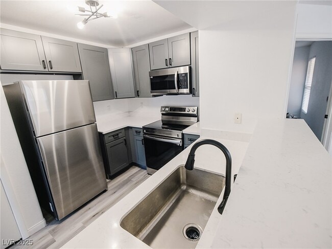 2300 E Silverado Ranch Blvd in Las Vegas, NV - Building Photo - Building Photo