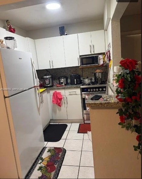 property at 1330 W 54th St