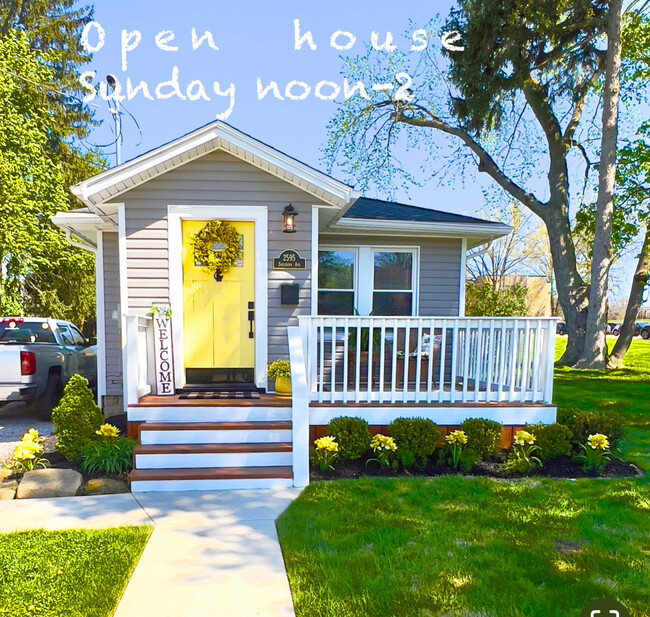 property at 2595 Shelburn Ave