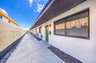 920 NW 8th Ave in Pompano Beach, FL - Building Photo - Building Photo