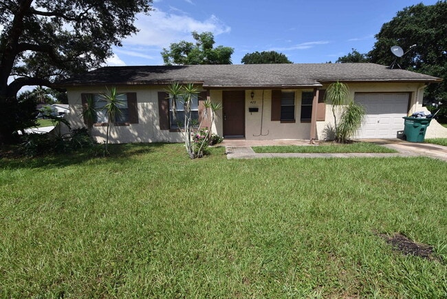 property at 423 Longwood Cir