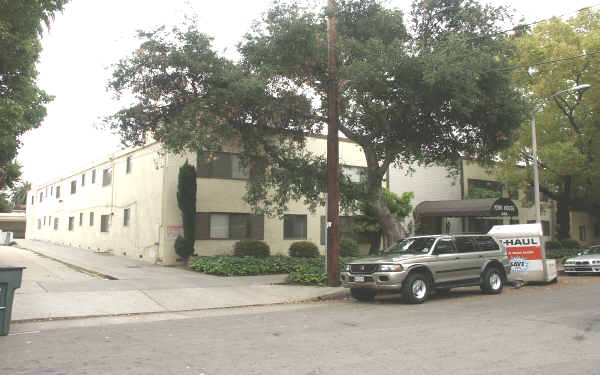 York House Apartments in Pasadena, CA - Foto de edificio - Building Photo