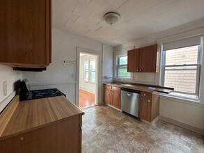 25 Durham St, Unit 2 in Somerville, MA - Building Photo - Building Photo