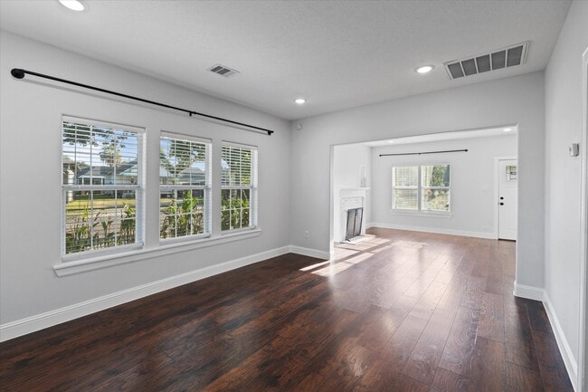 property at 2 Jenkins St