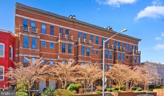 410 11th St NE in Washington, DC - Building Photo