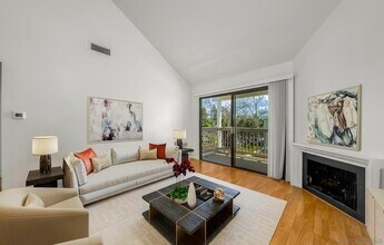 12213 Carmel Vista Rd in San Diego, CA - Building Photo - Building Photo