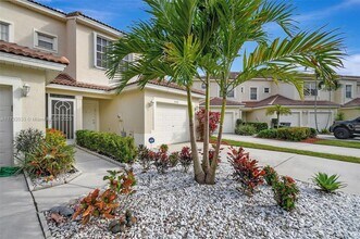 8060 Briantea Dr in Boynton Beach, FL - Building Photo - Building Photo