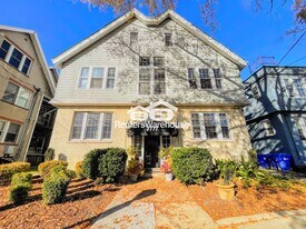 1111 Colley Ave in Norfolk, VA - Building Photo