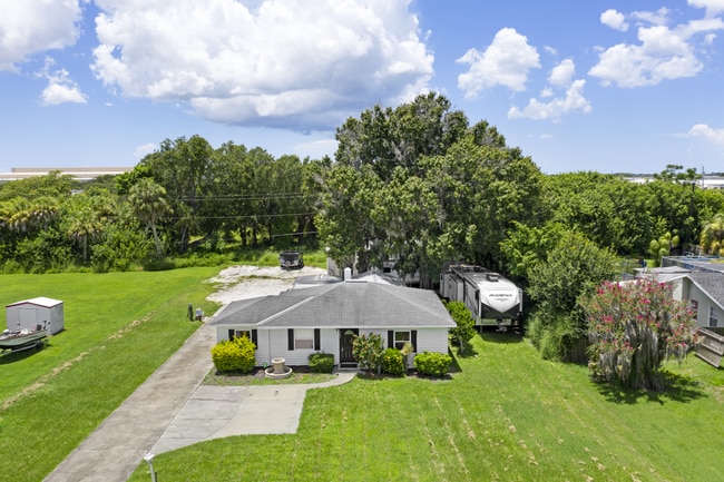 property at 305 Linden Dr
