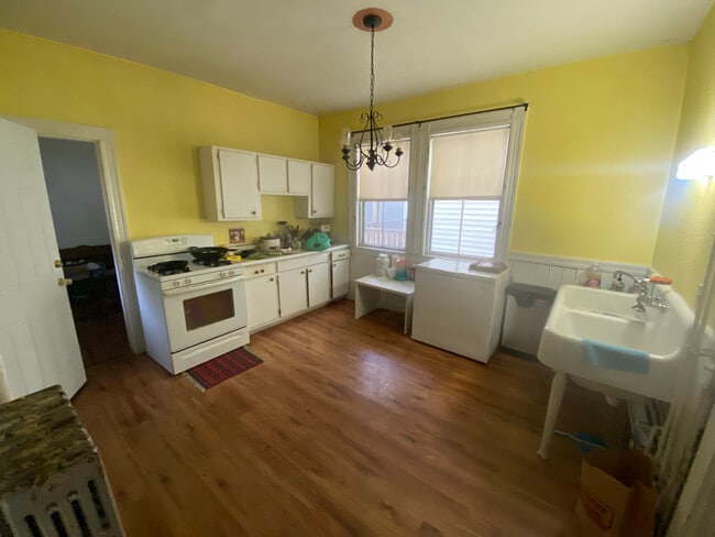 property at 78 Aldie St