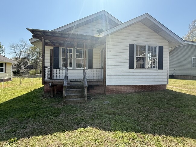 property at 85 E 3rd St NE