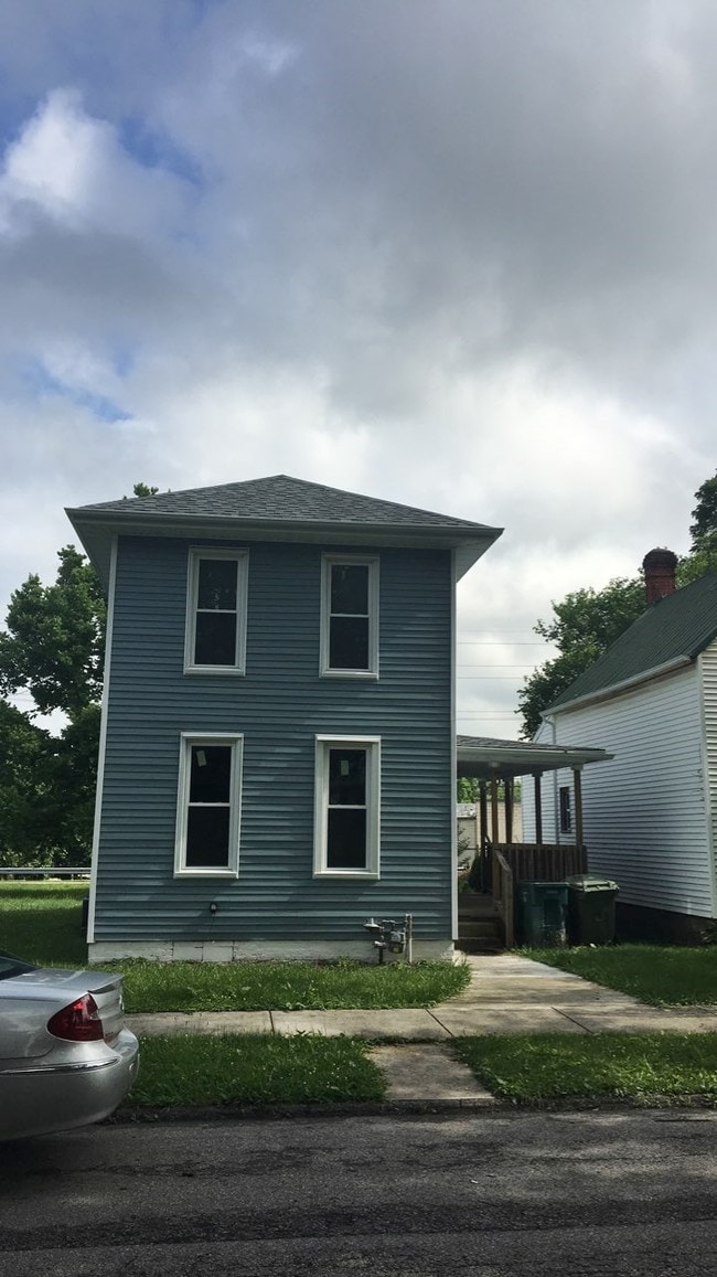 property at 816 N I St
