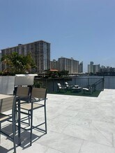 4000 NE 168th St, Unit 110A in Miami, FL - Building Photo - Building Photo