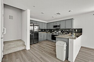 2845 Mariner Turquoise Ln in Las Vegas, NV - Building Photo