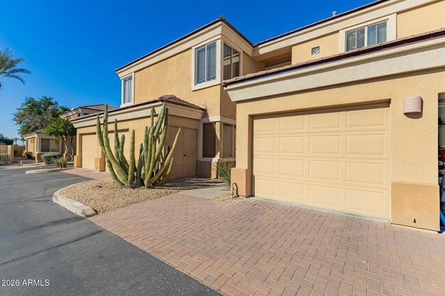 7887 N 16th St in Phoenix, AZ - Building Photo - Building Photo