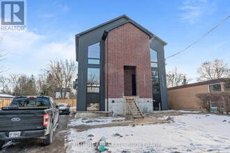 417-417 Base Line Rd E in London, ON - Building Photo - Building Photo