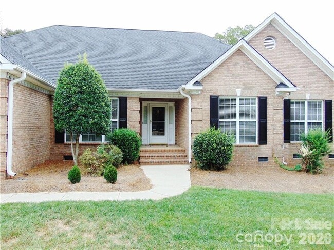 8016 Stevens Mill Rd in Matthews, NC - Building Photo - Building Photo