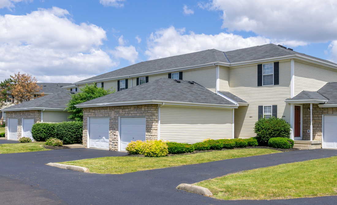 Oak Bend Commons in Canal Winchester, OH - Foto de edificio