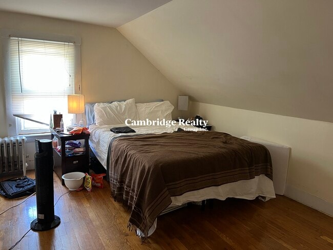 28A Cherry St, Unit 2