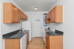 3816 N Fremont St, Unit 1W in Chicago, IL - Building Photo