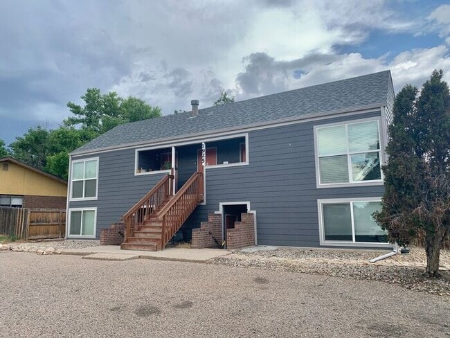 property at 1925 Pecan St