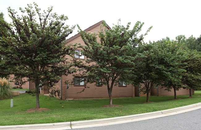 400 Brunswick Street in Mooresville, NC - Building Photo - Building Photo