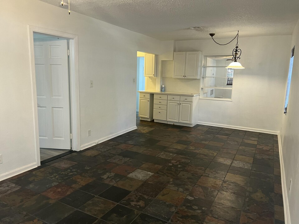 132 E Central Blvd in Lantana, FL - Building Photo