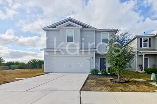 914 Shady Brk in New Braunfels, TX - Building Photo