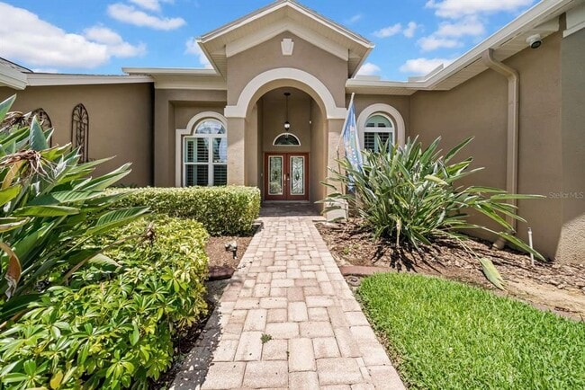 5516 Winding Brook Ln in Valrico, FL - Building Photo - Building Photo