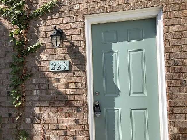 229 Osage Ct in Lexington, KY - Building Photo - Building Photo