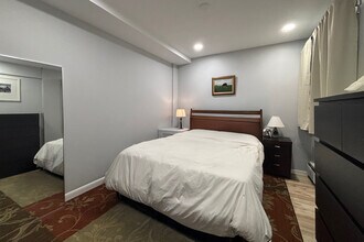 140 Kenrick St, Unit 144-3 in Boston, MA - Building Photo - Building Photo