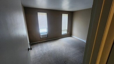 3950 Mt Royal Blvd in Allison Park, PA - Building Photo - Building Photo