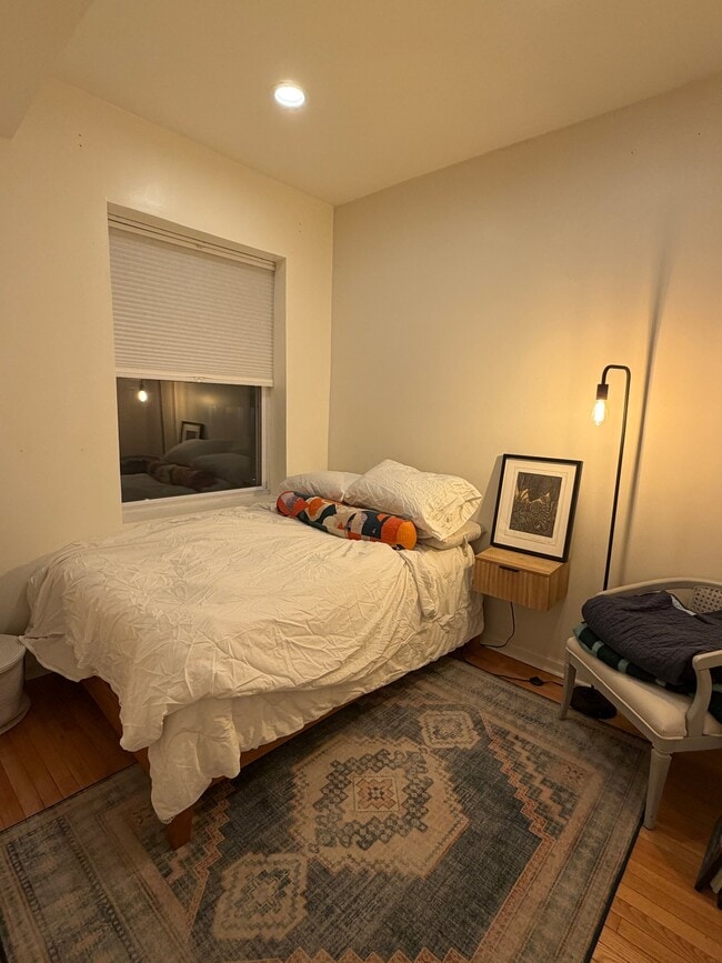 2614 W Thomas St, Unit Unit 2 in Chicago, IL - Building Photo - Building Photo