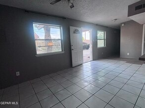 7952 San Jose Rd in El Paso, TX - Building Photo - Building Photo