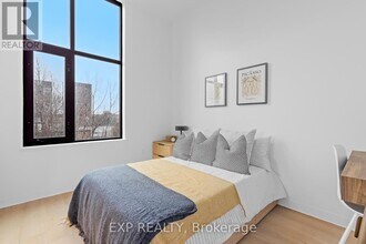 101 Champagne Ave S in Ottawa, ON - Building Photo - Building Photo