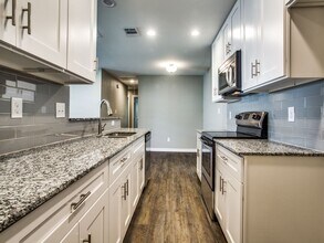 8008 Doreen Ave-Unit -8010 in Fort Worth, TX - Building Photo - Building Photo