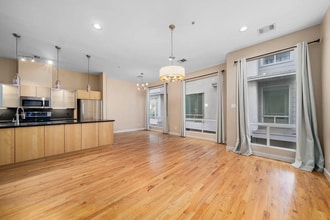 5710 Winsome Ln in Houston, TX - Building Photo - Building Photo