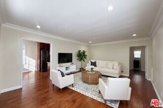 149 S Gramercy Pl in Los Angeles, CA - Building Photo - Building Photo