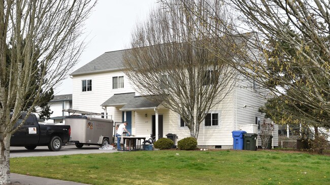 1473-1493 Salishan St SE in Salem, OR - Building Photo - Building Photo