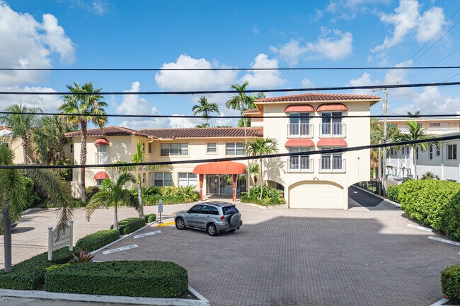 The Fort Lauderdale Yacht & Beach Club