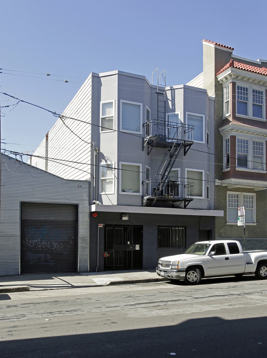 25 Duboce Ave in San Francisco, CA - Foto de edificio