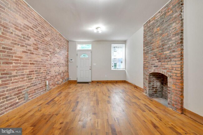 1742 E Lombard St in Baltimore, MD - Building Photo - Building Photo