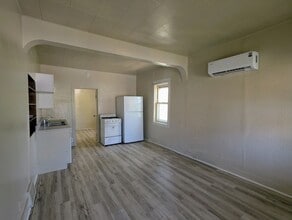 716 Community St in Lansing, MI - Building Photo - Building Photo