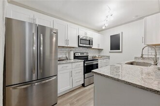 178 Barone Pl NW in Atlanta, GA - Building Photo - Building Photo