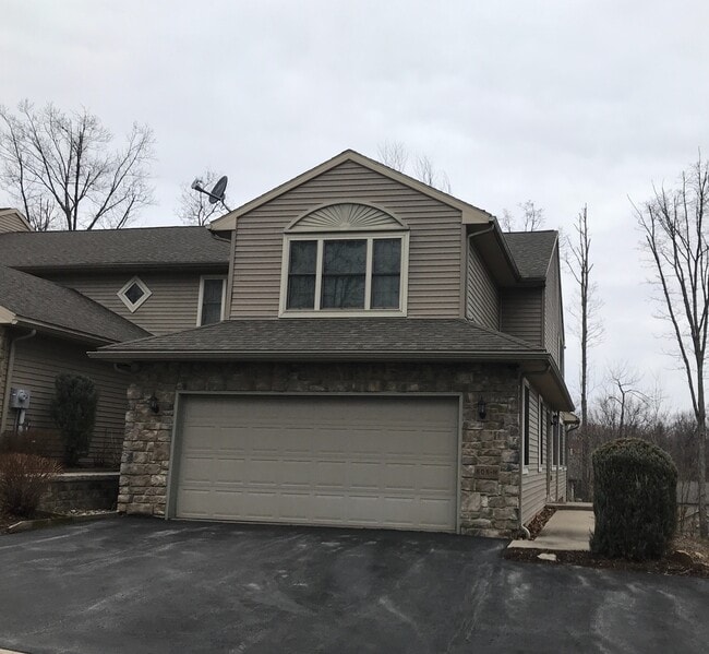 property at 606 Oakwood Ave