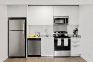 The Hamptons in Mesa, AZ - Building Photo