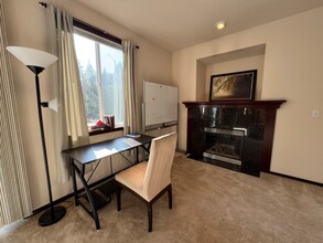 5624 8th Dr W in Everett, WA - Building Photo - Building Photo